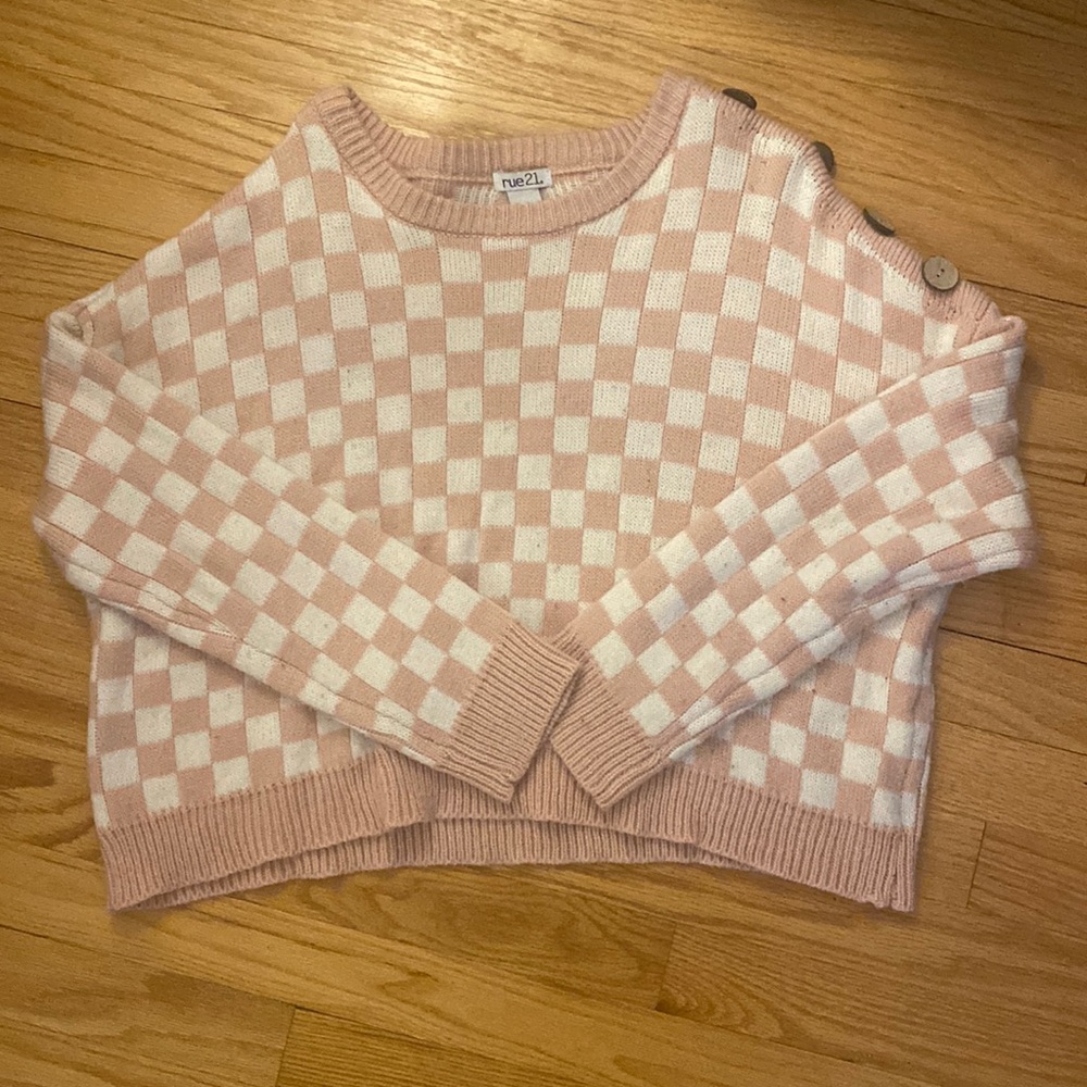 ⋆｡°✩ rue 21 pink and white checkerboard sweater ⋆｡°✩